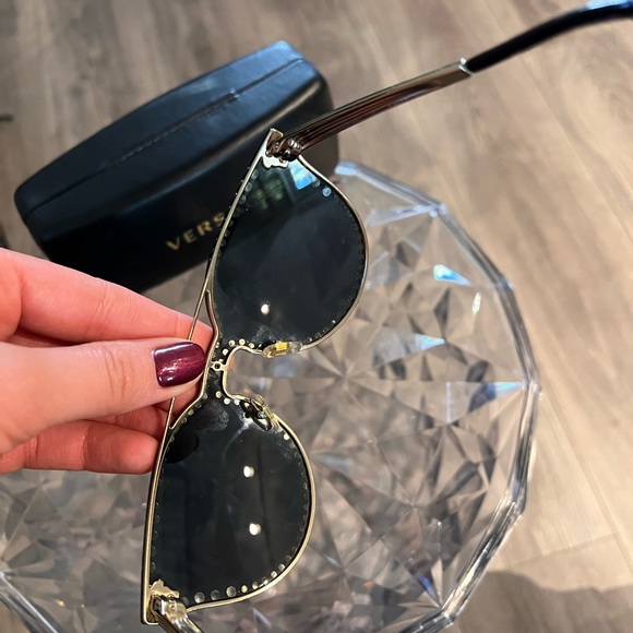 Versace sunglasses - Picture 5 of 5